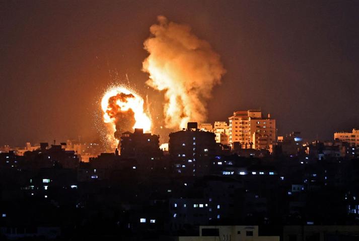 gaza-continua-bajo-fuego-israeli-por-mar-aire-y-tierra