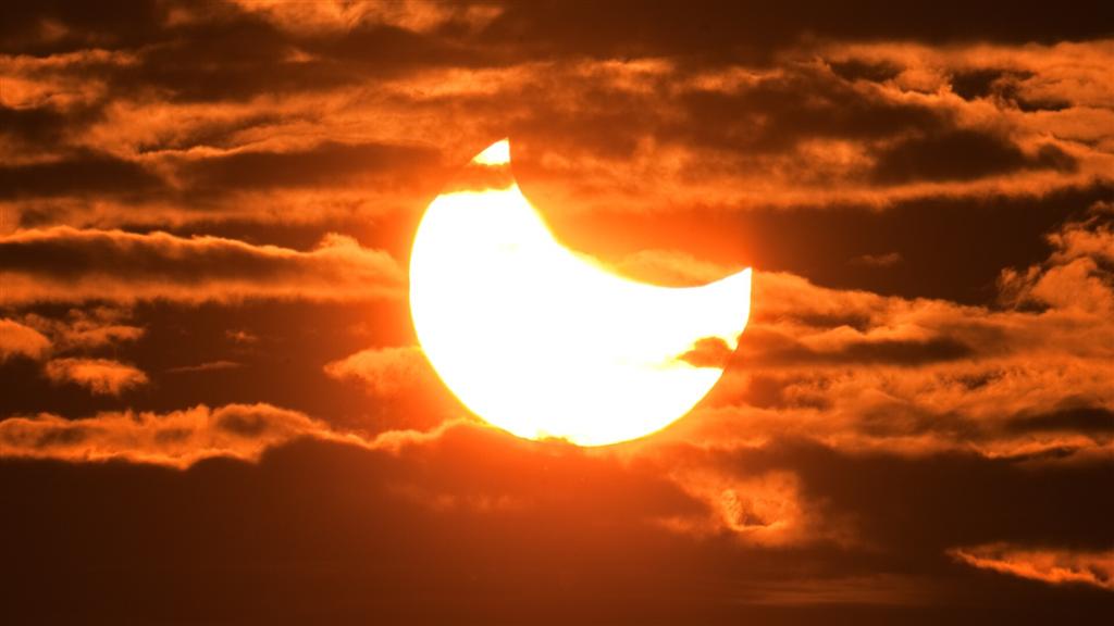 eclipse-solar-total-en-camino-y-sera-visible-en-norteamerica