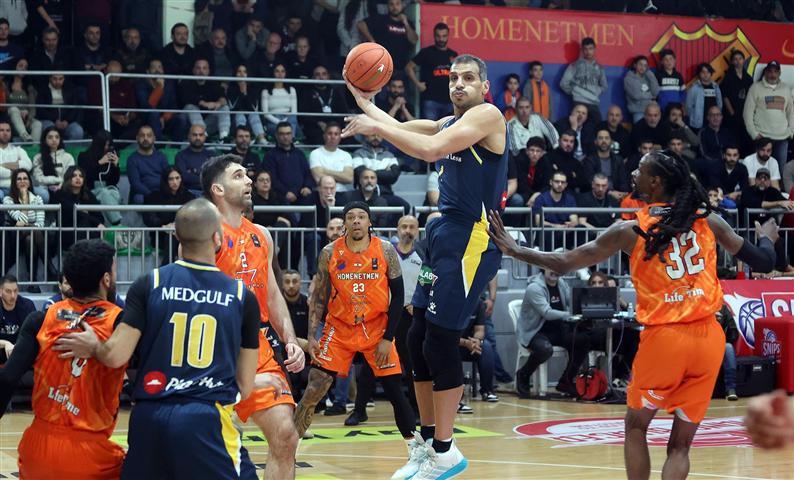 quinteto-al-riyadi-afianza-liderazgo-en-baloncesto-de-libano