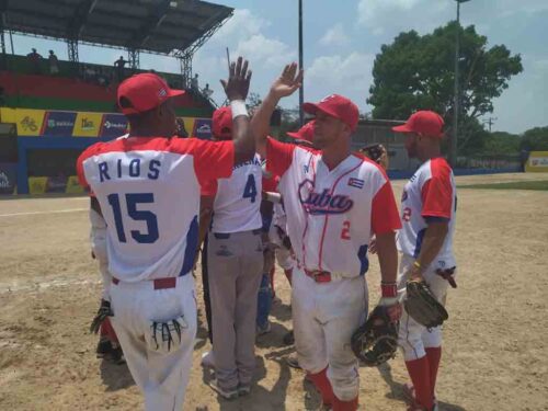 cuba-sigue-viva-en-panamericano-de-softbol-m