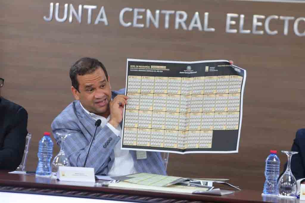 dominicana-alistan-impresion-de-boletas-para-elecciones