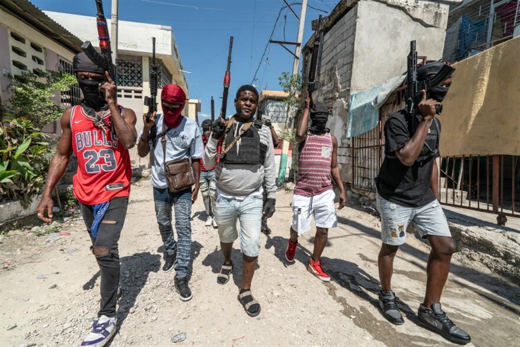 pandillas-mantienen-casi-nulo-sector-sanitario-en-la-capital-haitiana
