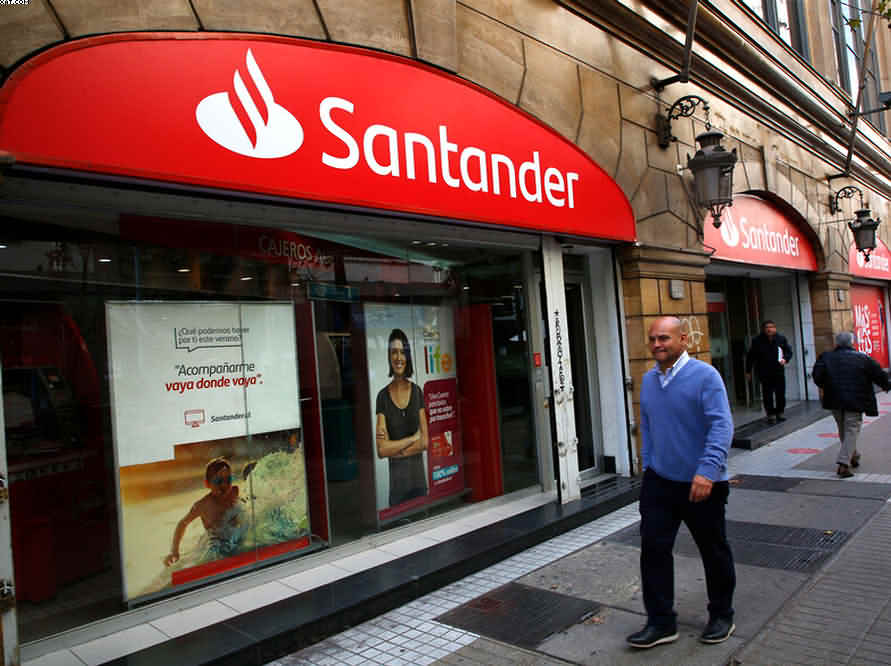 ataque-informatico-a-banco-santander-afecta-a-clientes-en-chile