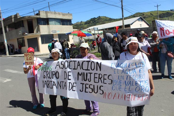 indigenas-en-ecuador-mantienen-exigencias-por-fin-de-mineria