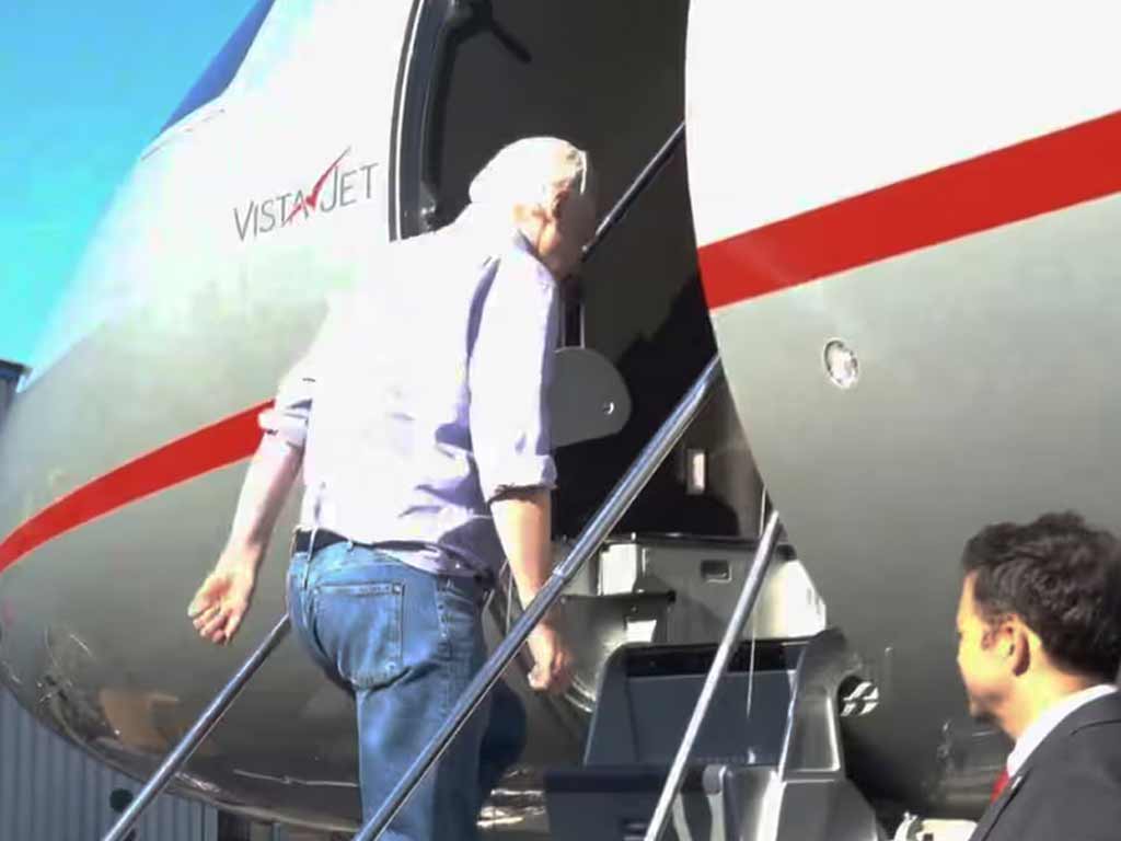 Ha invitato Petro Assange a visitare la Colombia