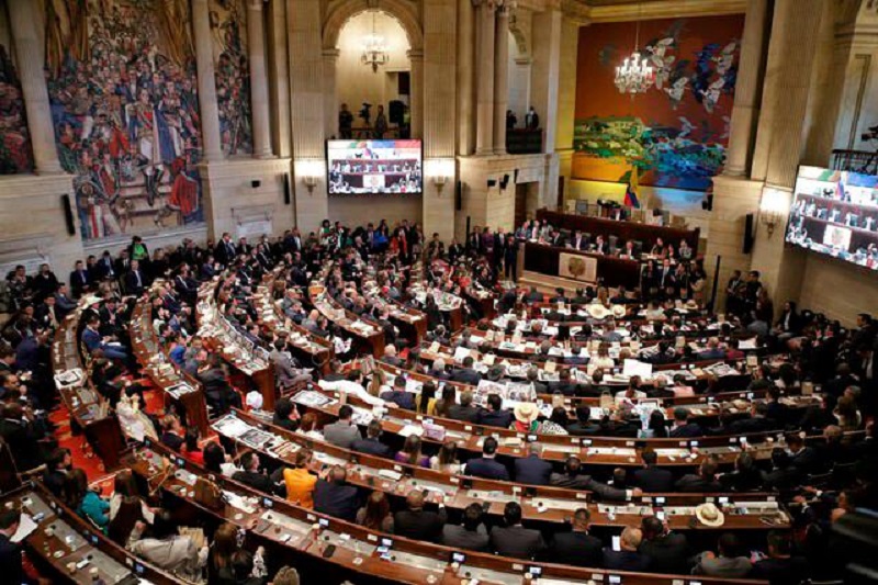 avanza-debate-de-reforma-laboral-en-organo-legislativo-de-colombia