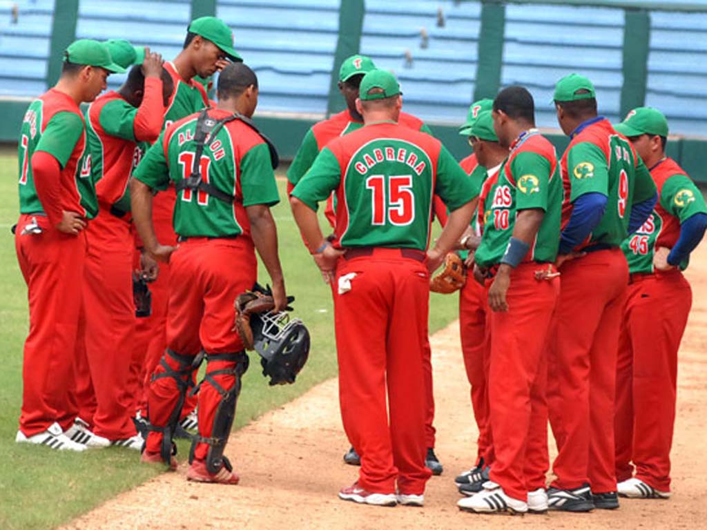 las-tunas-cae-y-ve-alejarse-el-segundo-lugar-en-beisbol-cubano