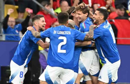 italia-vence-a-albania-en-eurocopa-de-futbol