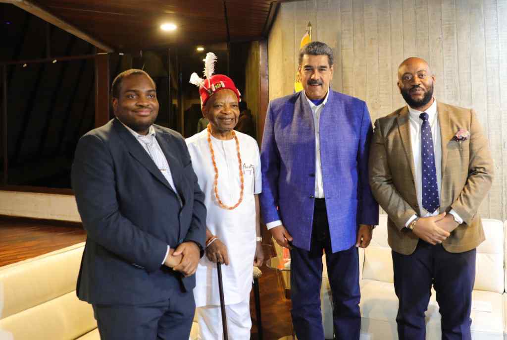 presidente-de-venezuela-recibio-a-principe-de-nigeria