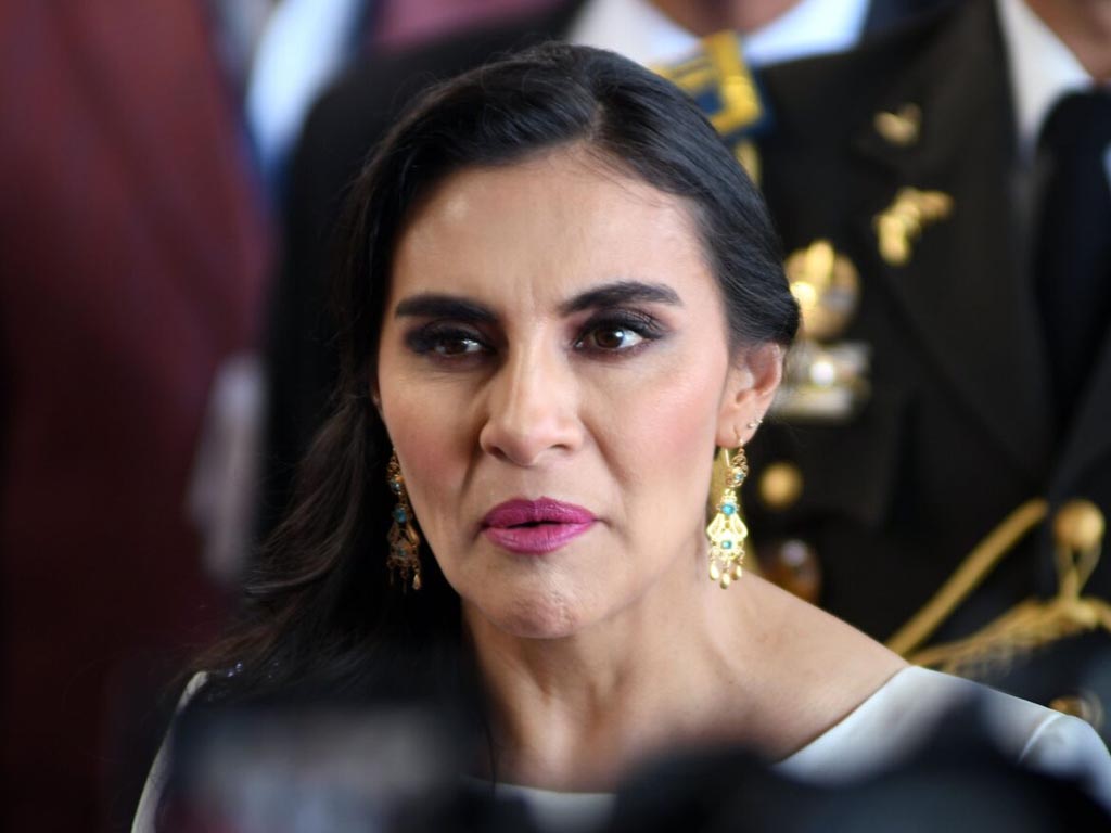 fiscalia-pide-procesar-a-vicepresidenta-de-ecuador-por-concusion