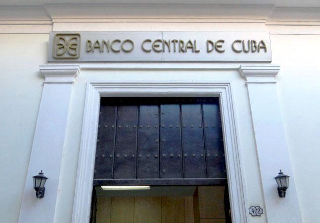 ratifica-banco-de-cuba-necesidad-de-bancarizacion-de-operaciones