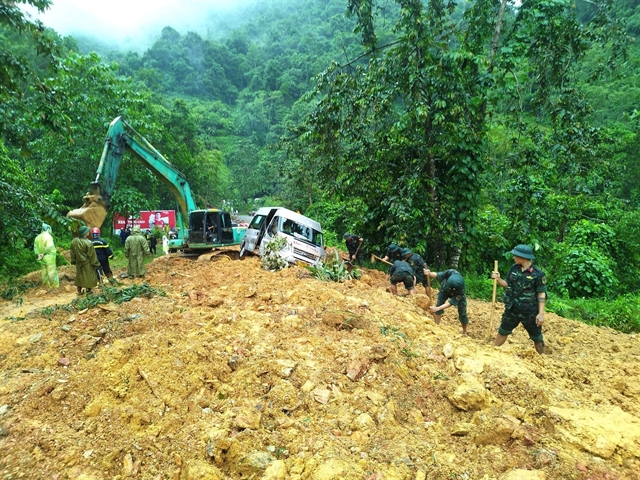 deslizamiento-de-tierra-causa-ocho-muertos-en-norte-de-vietnam