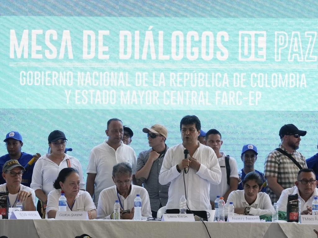 gobierno-de-colombia-y-frentes-de-emc-haran-reunion-extraordinaria