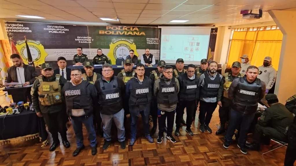 investigados-30-civiles-y-militares-por-golpismo-en-bolivia