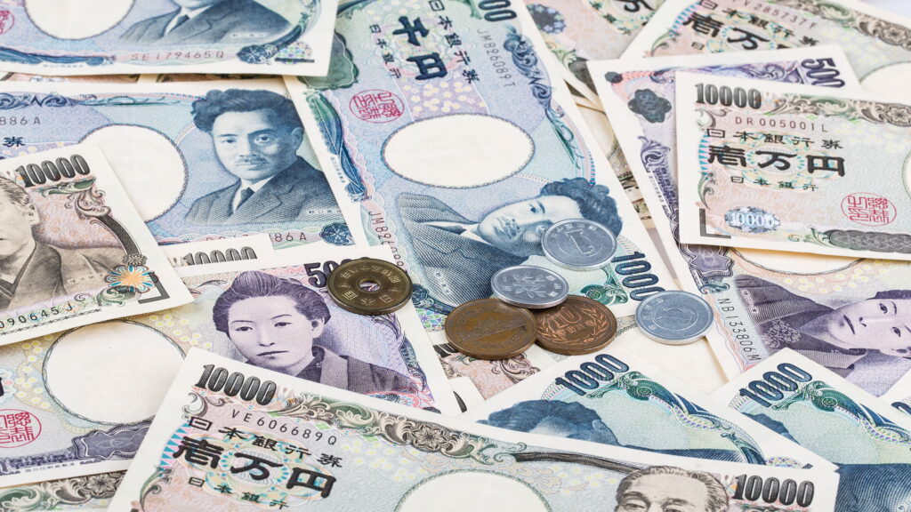moneda-japonesa-se-fortalece-frente-al-dolar