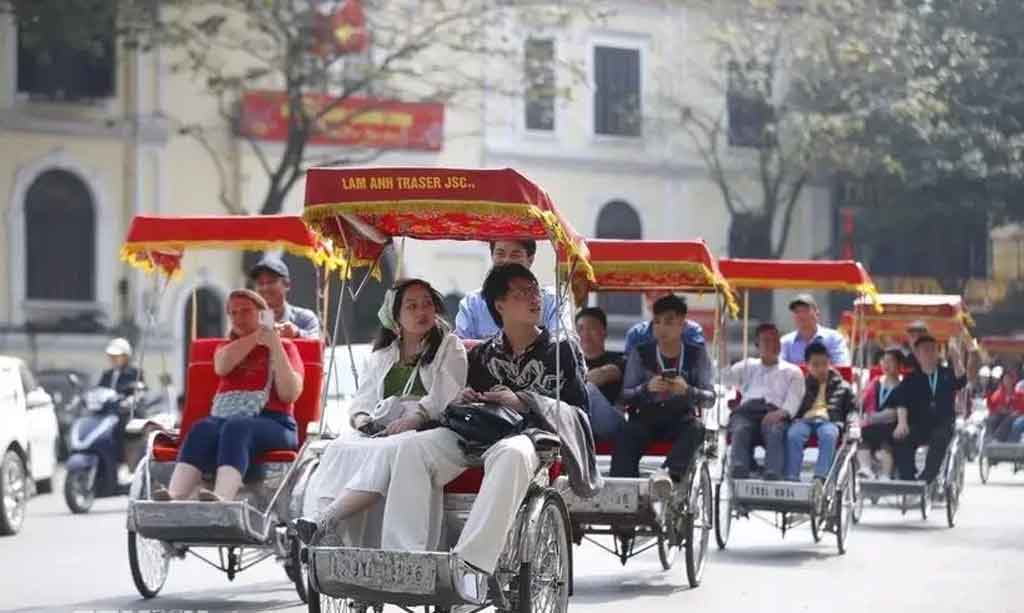 aumentan-en-mas-de-40-por-ciento-visitantes-extranjeros-a-hanoi