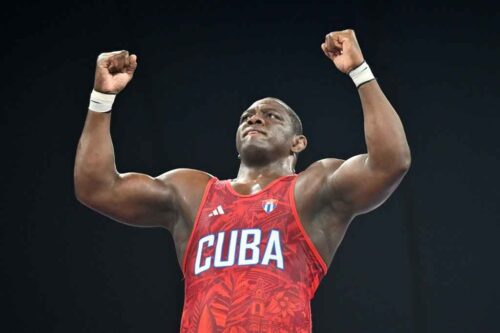 cubano-lopez-conquista-su-quinto-oro-olimpico-en-lucha
