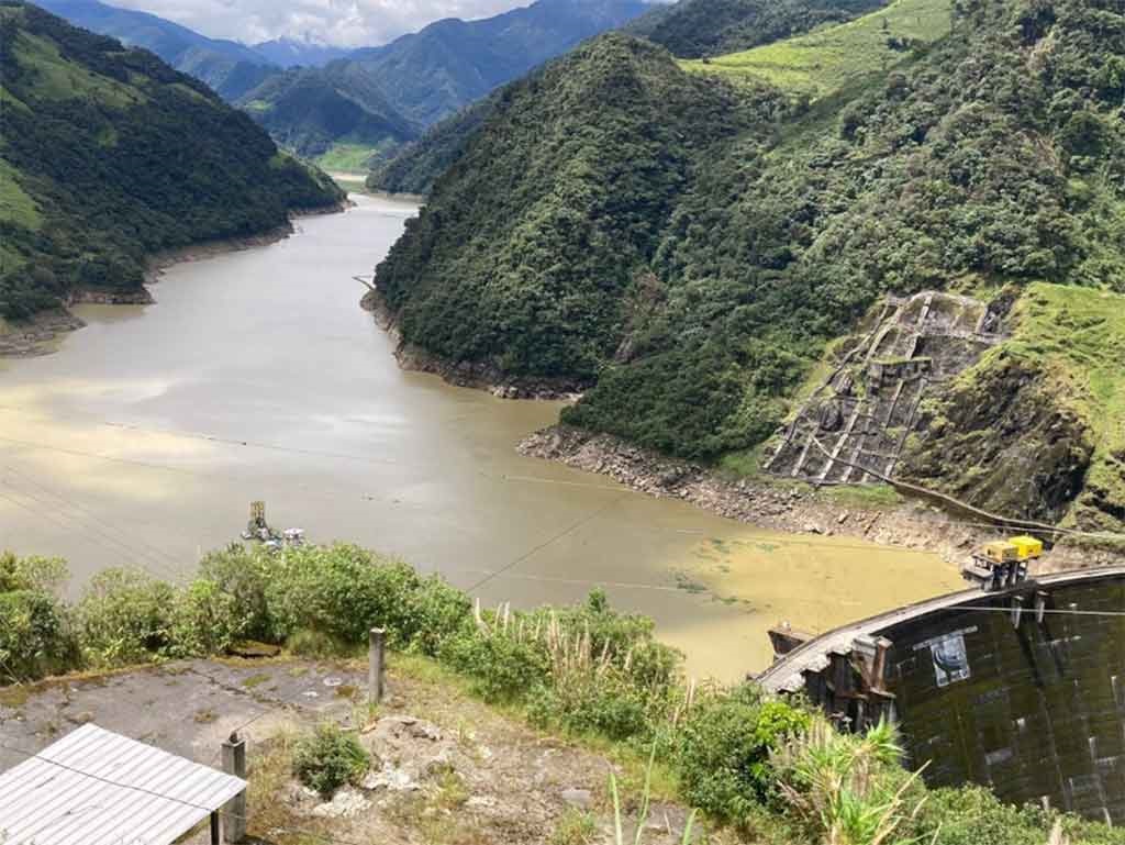 caida-de-nivel-de-embalses-activa-alertas-por-apagones-en-ecuador