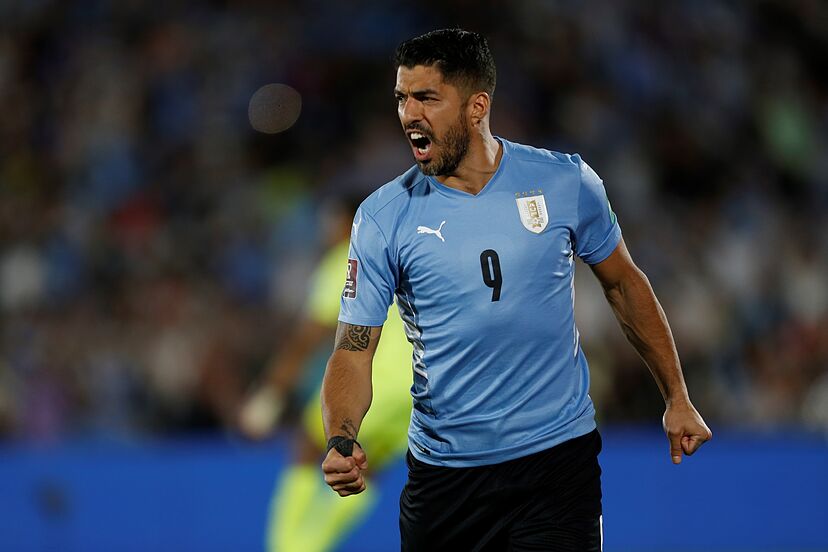 uruguay-empata-y-luis-suarez-se-despide-con-gloria