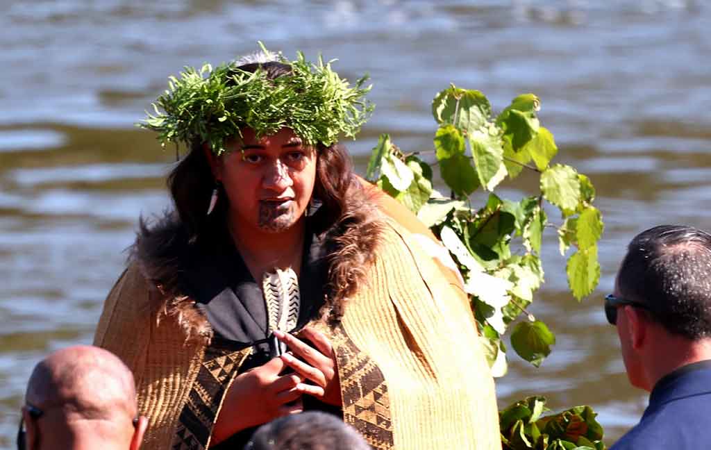 pueblo-maori-de-nueva-zelanda-tiene-nueva-reina