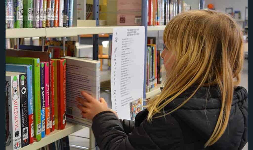 libros-ilegalmente-censurados-vuelven-a-escuelas-de-florida