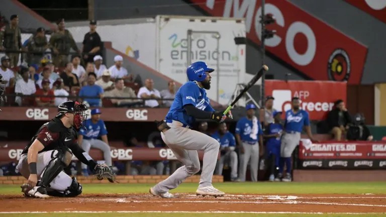 beisbol-inicia-este-sabado-en-dominicana-con-estrellas-y-tigres