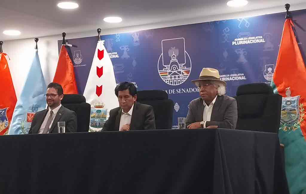 lider-senatorial-de-bolivia-elogia-debate-sobre-geopolitica