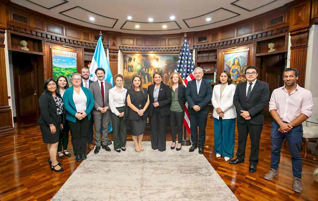 presidenta-de-honduras-dialogo-con-congresistas-democratas-de-eeuu