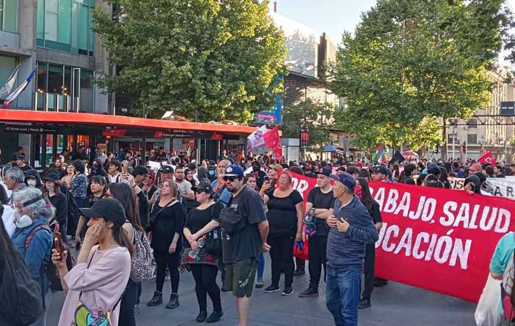 cinco-anos-despues-chile-sigue-igual-afirman-manifestantes