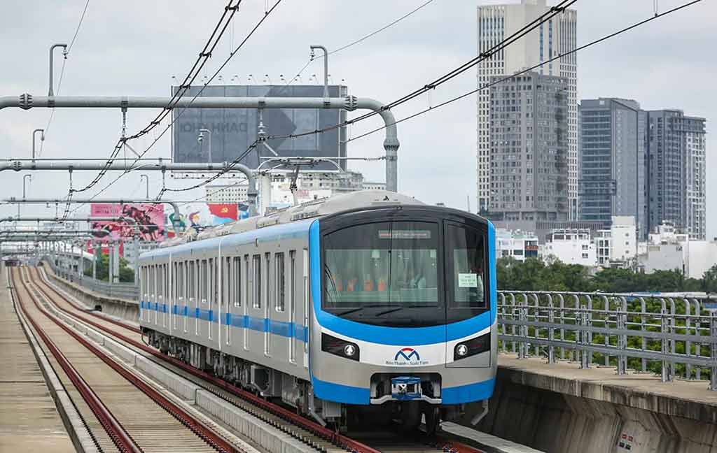 surena-ciudad-ho-chi-minh-pone-a-prueba-primera-linea-de-metro