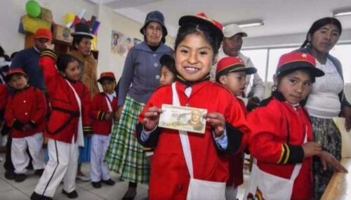 bolivia-alista-entrega-de-bono-contra-desercion-escolar