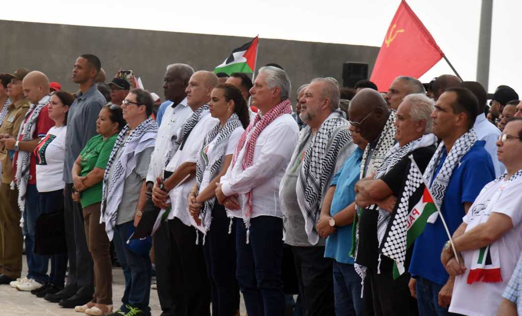 presidente-de-cuba-encabeza-marcha-por-palestina-en-la-habana