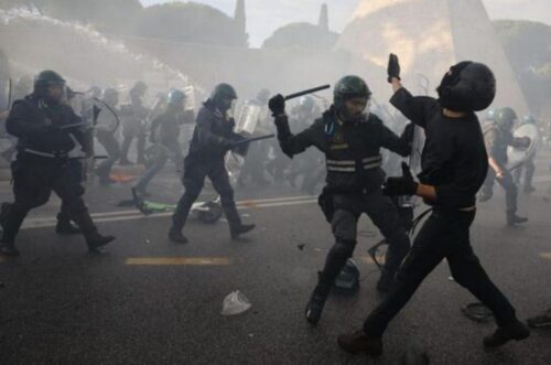 choque-con-la-policia-durante-marcha-en-italia-de-condena-a-israel