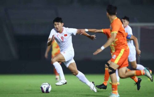 seleccion-de-futbol-de-vietnam-entrenara-en-surcorea-para-copa-asean