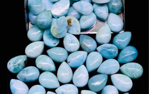 mas-55-mil-libras-de-piedra-semipreciosa-larimar-exporto-dominicana