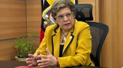 ministra-de-ecuador-llamada-al-parlamento-por-sancion-contra-abad