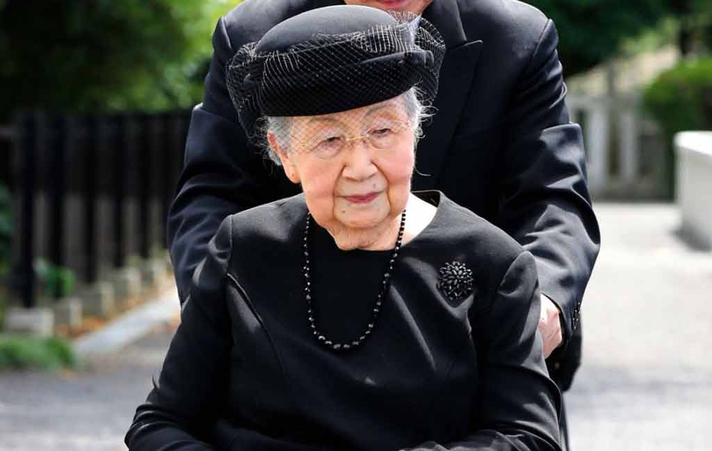 efectuan-en-japon-funeral-de-princesa-yuriko