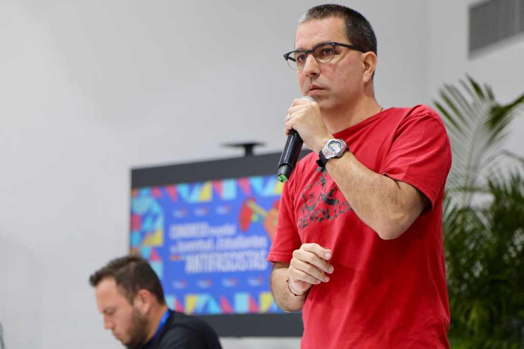 jorge-arreaza-exhorta-a-estudiar-y-conocer-bondades-del-alba-tcp