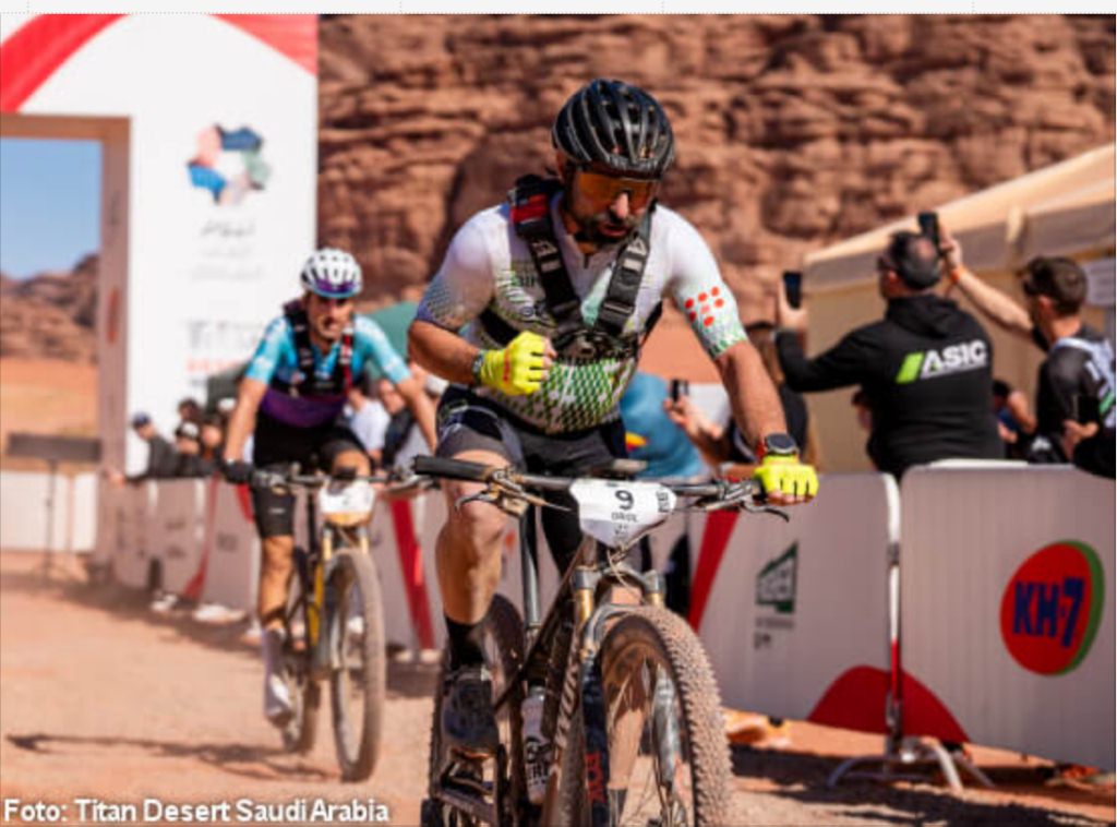 colome-y-kortekaas-primeros-lideres-en-carrera-ciclistica-saudita