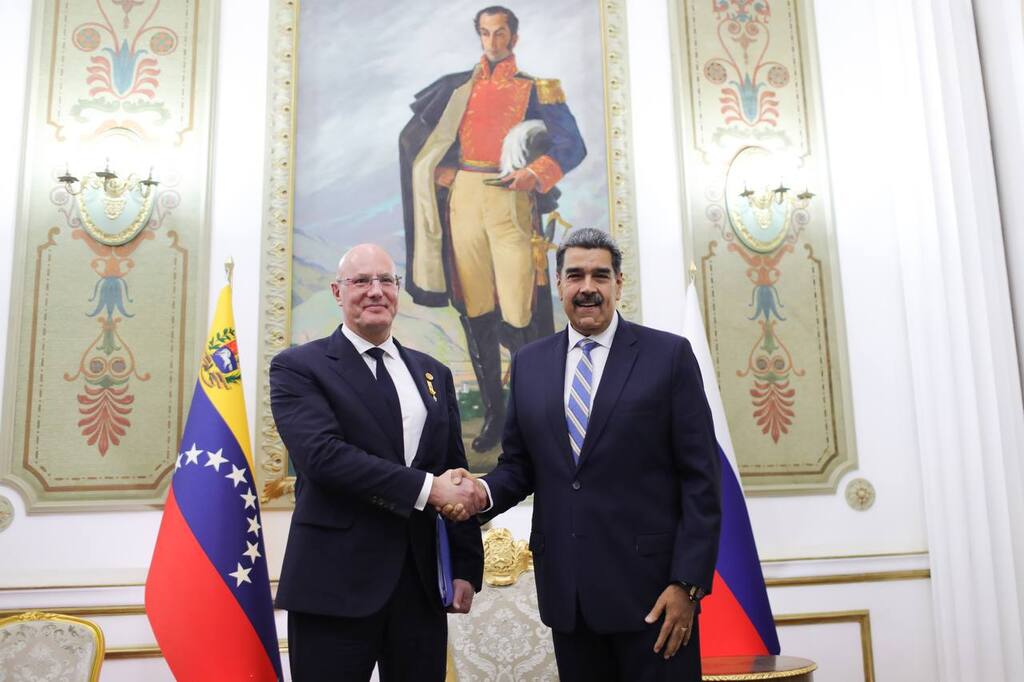 presidente-de-venezuela-recibio-a-vicepresidente-de-gobierno-de-rusia