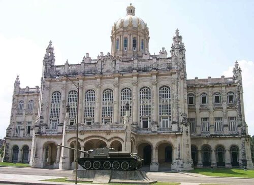 museo-de-la-revolucion-de-cuba-cumple-65-anos