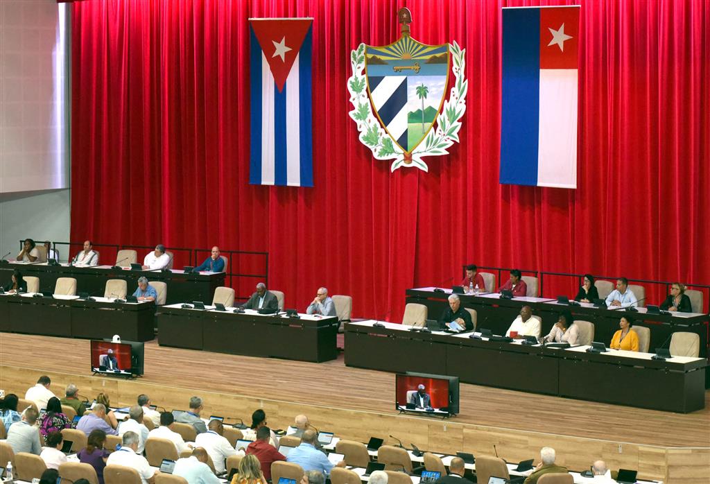 analizaran-diputados-de-cuba-implementacion-de-politica-de-la-ninez