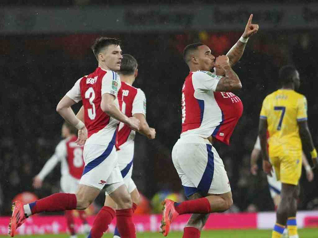 arsenal-asciende-al-tercer-lugar-del-futbol-ingles