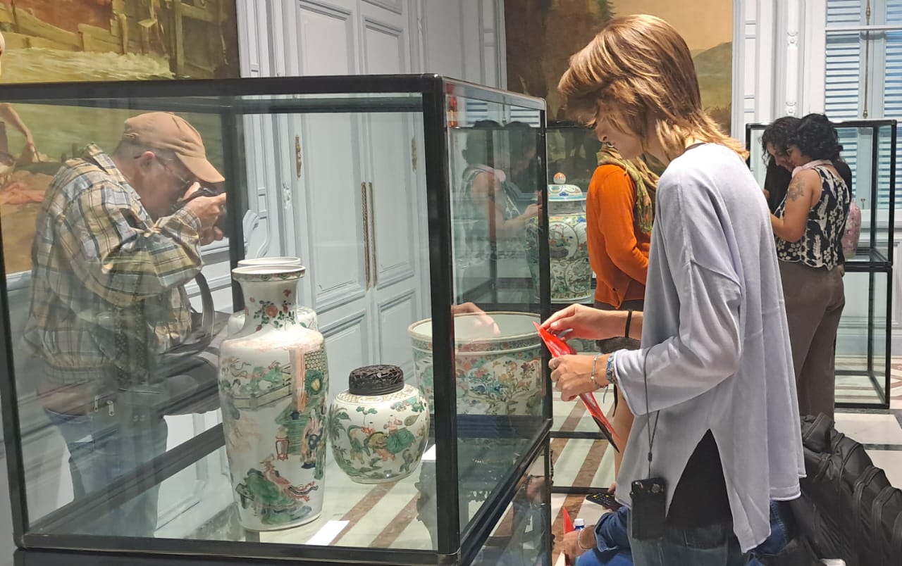 Muestra de porcelana china saluda en La Habana Año Nuevo Lunar