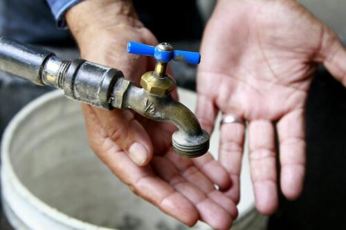 reanudan-turnos-de-racionamiento-de-agua-en-capital-de-colombia