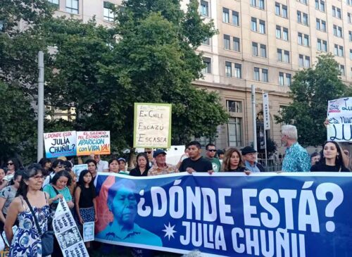 exigen-en-chile-investigar-paradero-de-lider-mapuche-julia-chunil