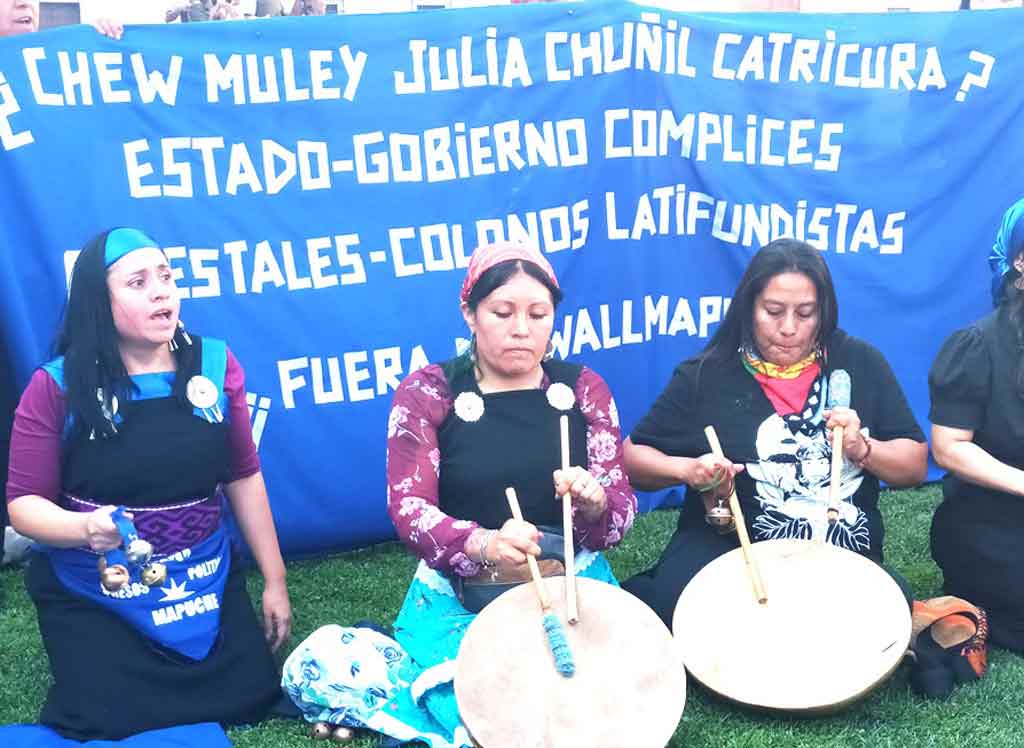 exigen-en-chile-investigar-paradero-de-lider-mapuche-julia-chunil